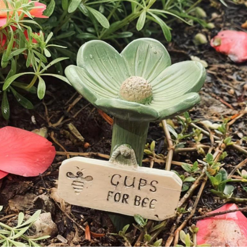 Beebloom – Flower-Shaped Bee Water Bowl, Garden & Patio Decor (2-Pack)- BUY 1 +1 FREE