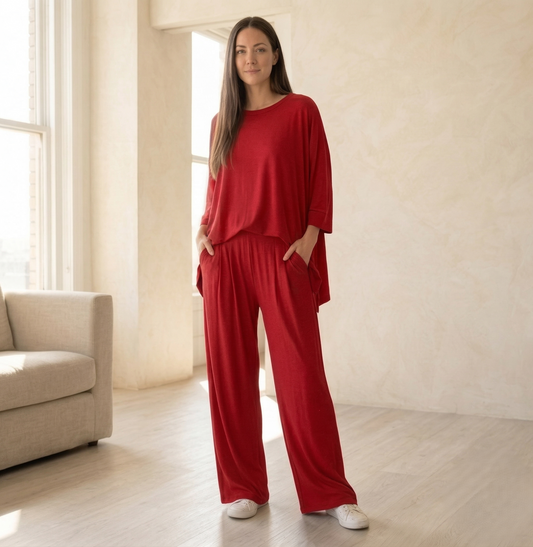 Lushara™ – Soft Pleated Two-Piece Lounge Set | Round Neck Top & Wide-Leg Pants +50% OFF
