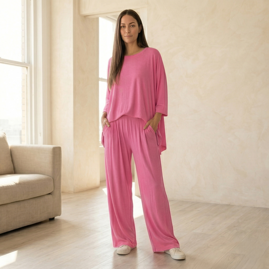 Lushara™ – Soft Pleated Two-Piece Lounge Set | Round Neck Top & Wide-Leg Pants +50% OFF