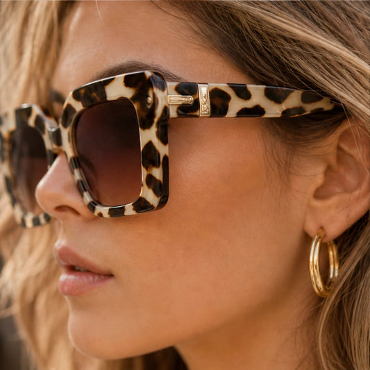 Ravenna – Oversized Square Sunglasses with Gradient Lenses + 50% OFF