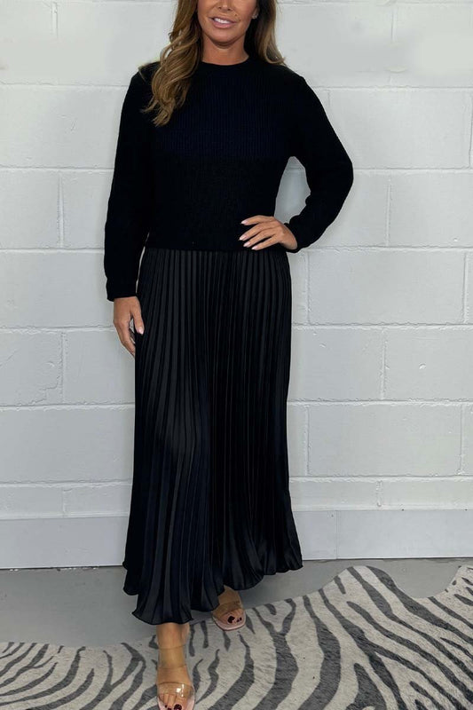 The PleatFlow Jumper Dress - Elegant Movement, Sweatshirt Comfort +50%OFF