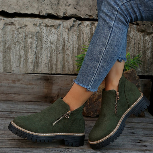 The Effortless Zip Boot - Stylish, Water-Resistant, and Anti-Slip + 50% OFF